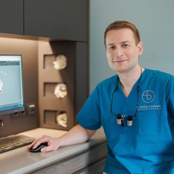 Kleine Veränderungen frühzeitig erkennen – für Ihre Zahngesundheit und Ihr Wohlbefinden.